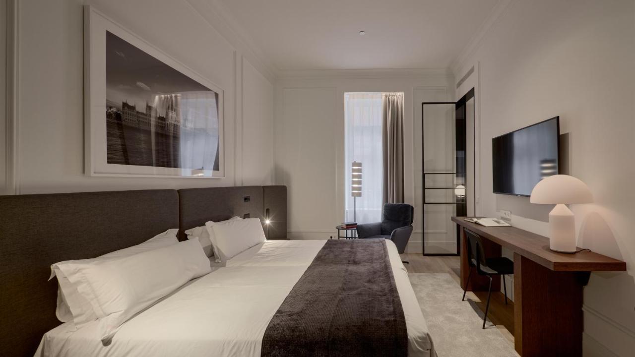 Kozmo & - Small Luxury Of The World 5* Budapest